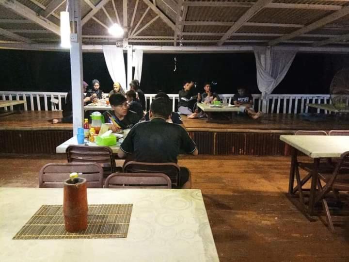 Long Beach Garden Kampung Kuala Besut Eksteriør bilde